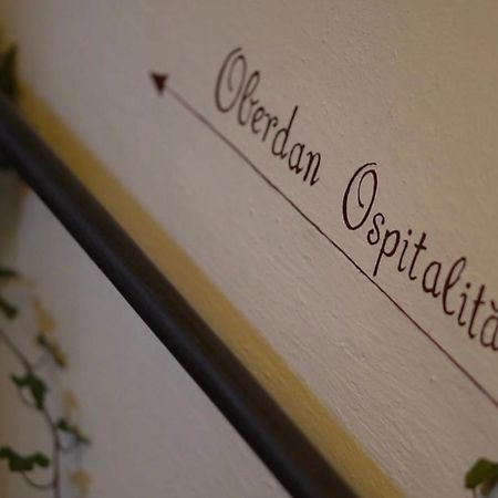 トーディ Oberdan Ospitalita' Bed & Breakfast エクステリア 写真