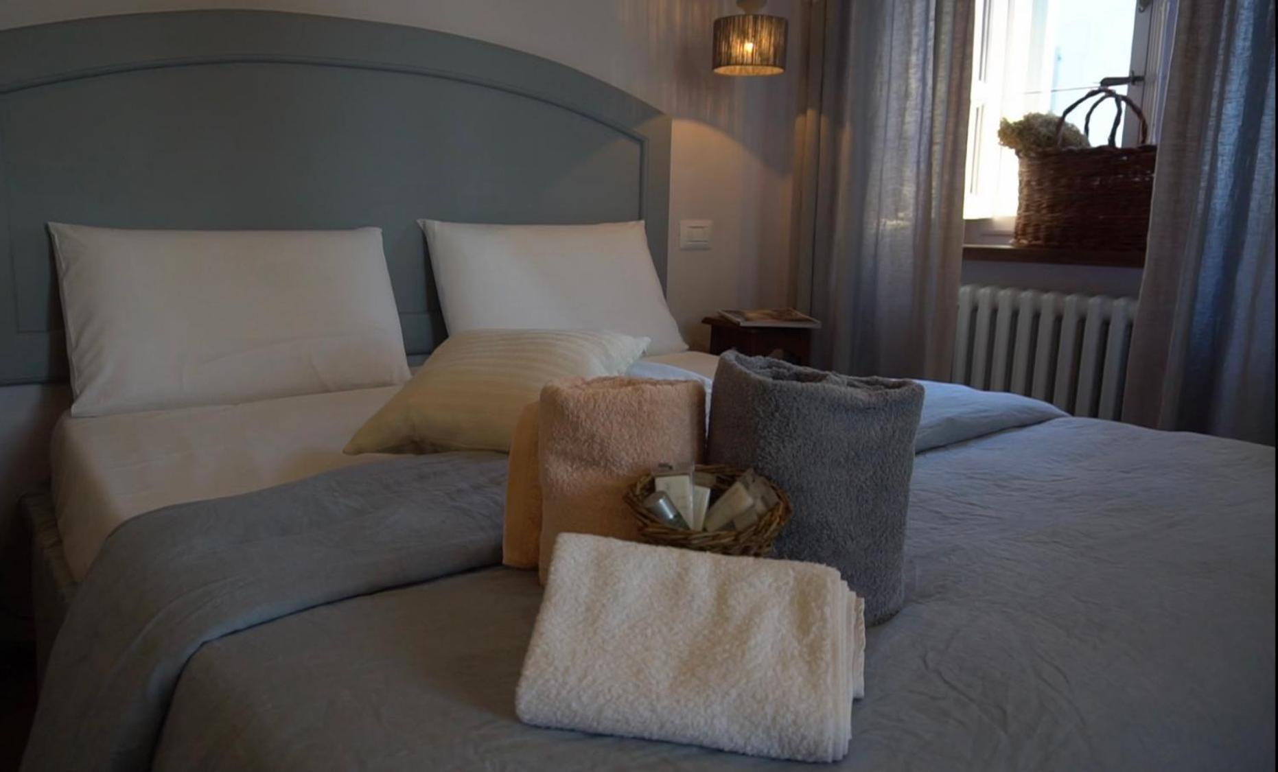 トーディ Oberdan Ospitalita' Bed & Breakfast エクステリア 写真