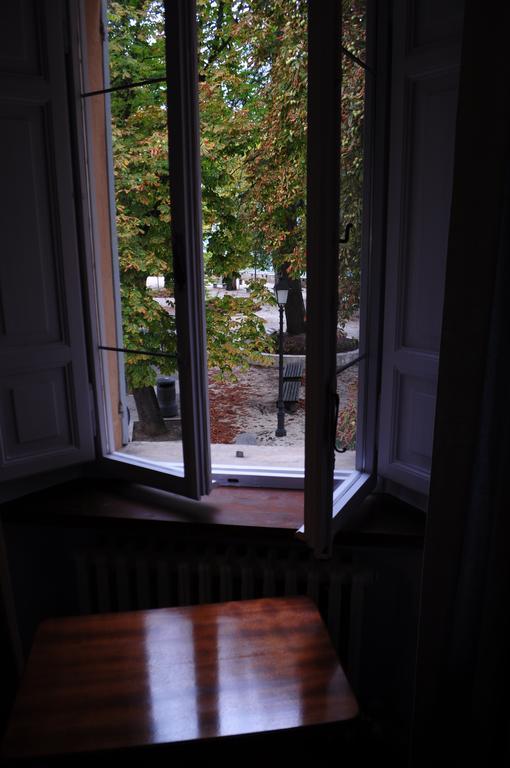 トーディ Oberdan Ospitalita' Bed & Breakfast エクステリア 写真